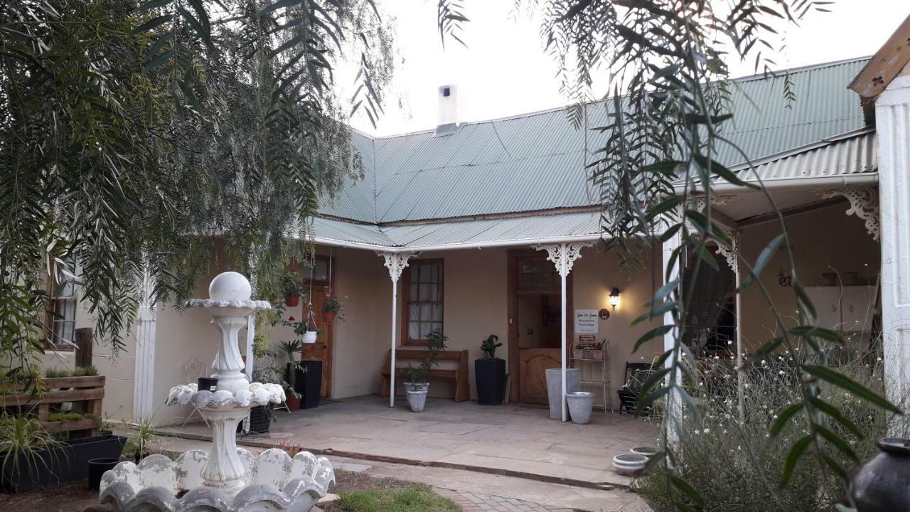 Calvinia Guesthouse Exterior foto